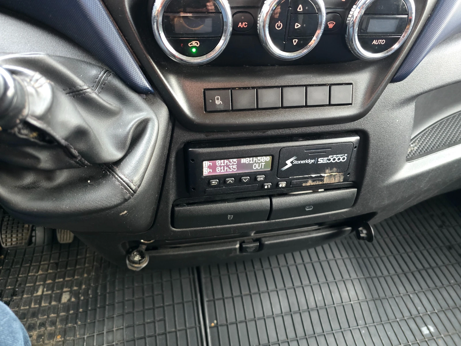 Iveco 35c18 автовоз с ремарке - изображение 10