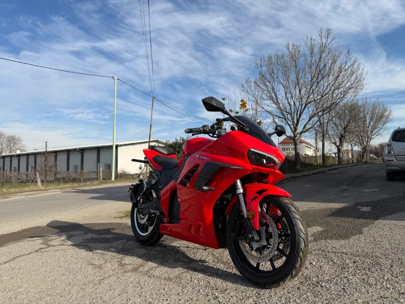 Други Друг Hurricane, снимка 2 - Мотоциклети и мототехника - 52828811