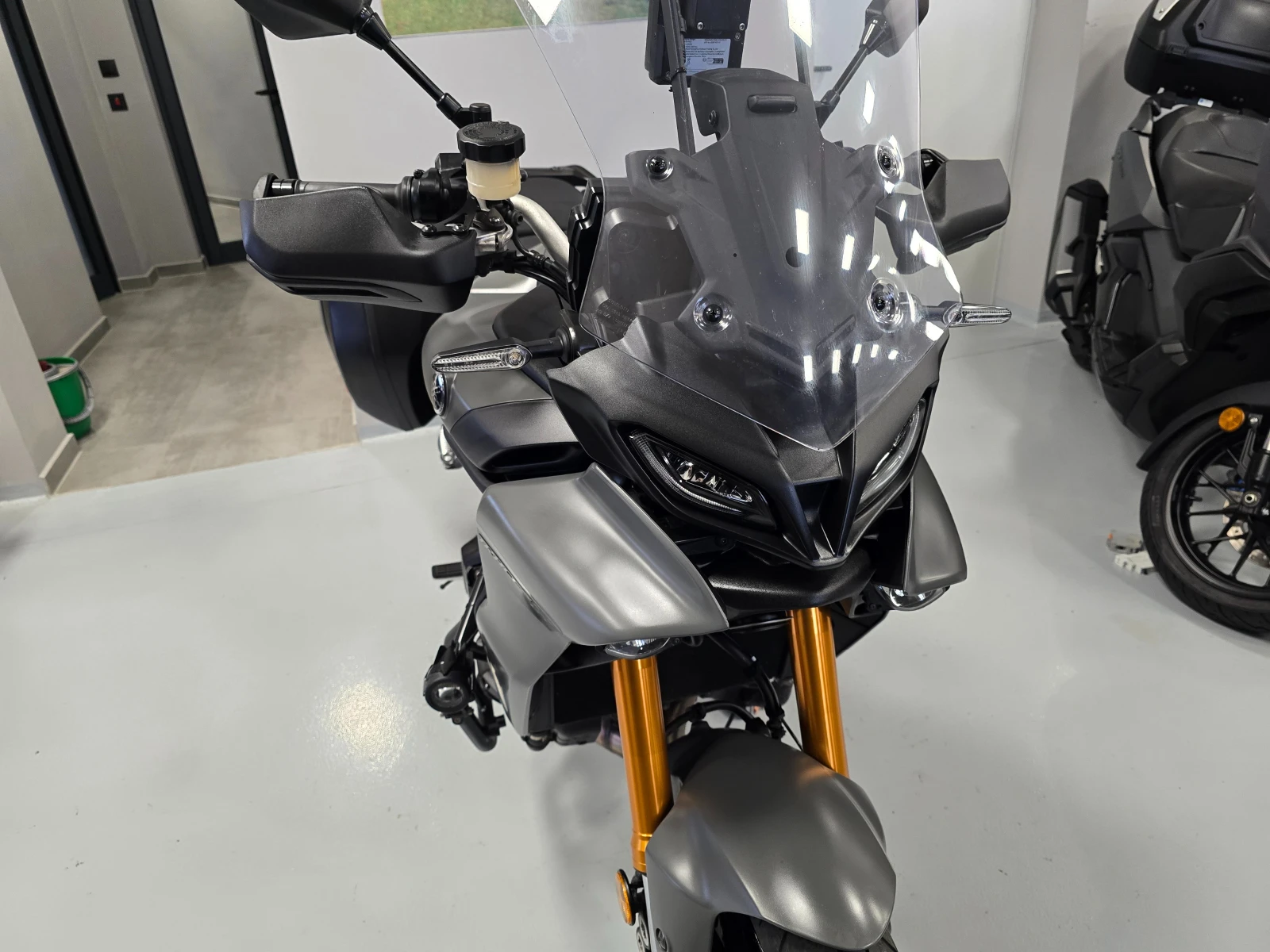Yamaha Tracer 900ie, GT, ABS-TCS, Ел.окачване!, снимка 9 - Мотоциклети и мототехника - 54112970