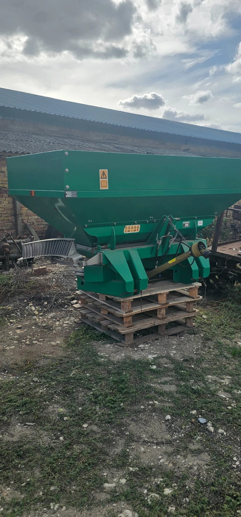 Торачка Друга марка Ino ferti, снимка 6 - Селскостопанска техника - 51865381