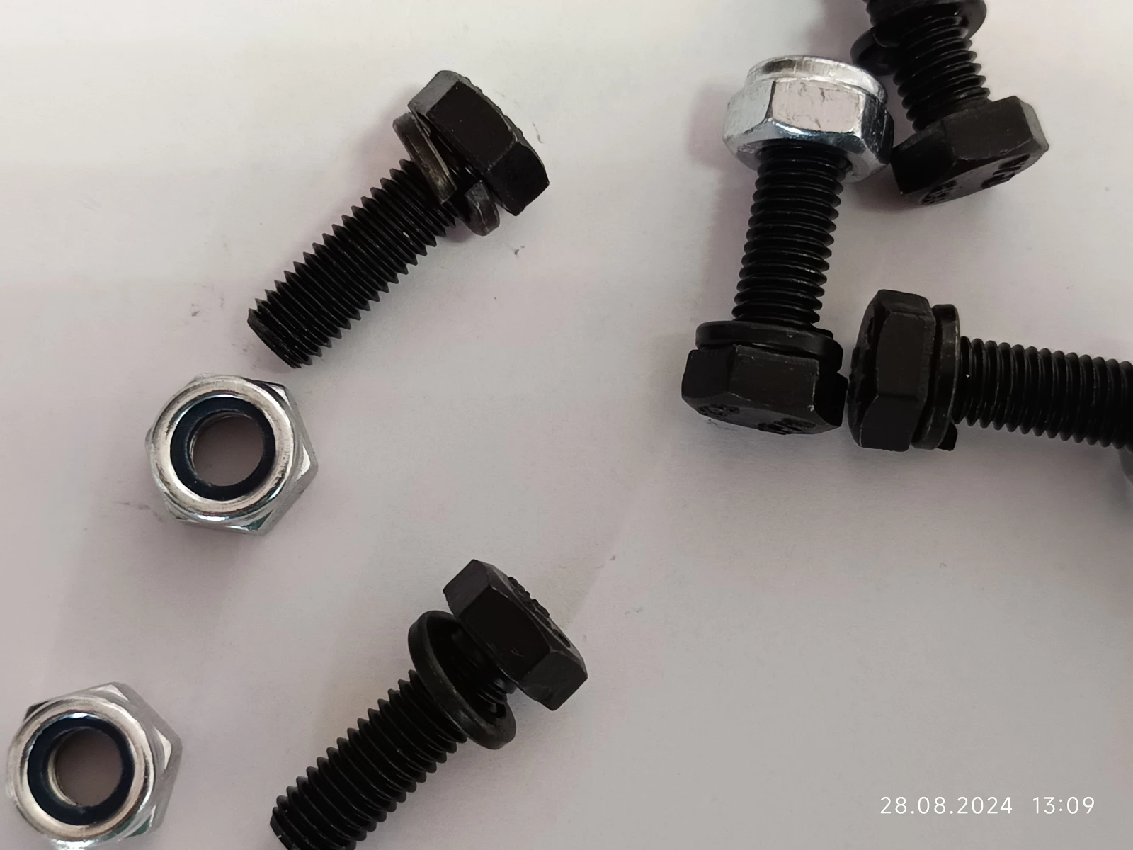  ISEKI   6 | Mobile.bg   13