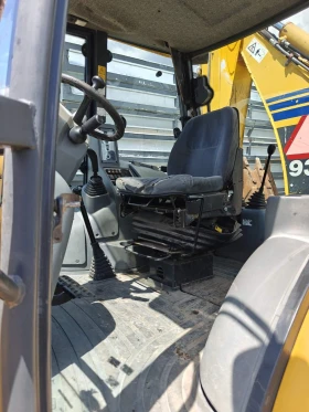 ����� �� �������� �� ����� Komatsu WB93R-5