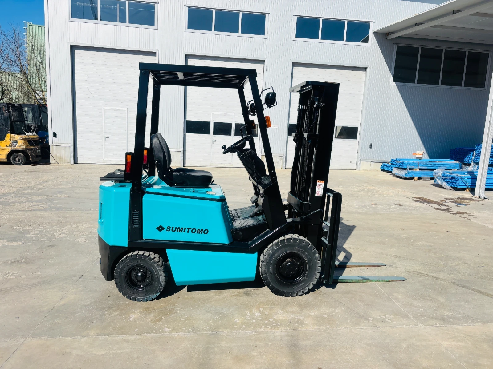 ������� Yale ��� ����������� | Mobile.bg � ����������� 1