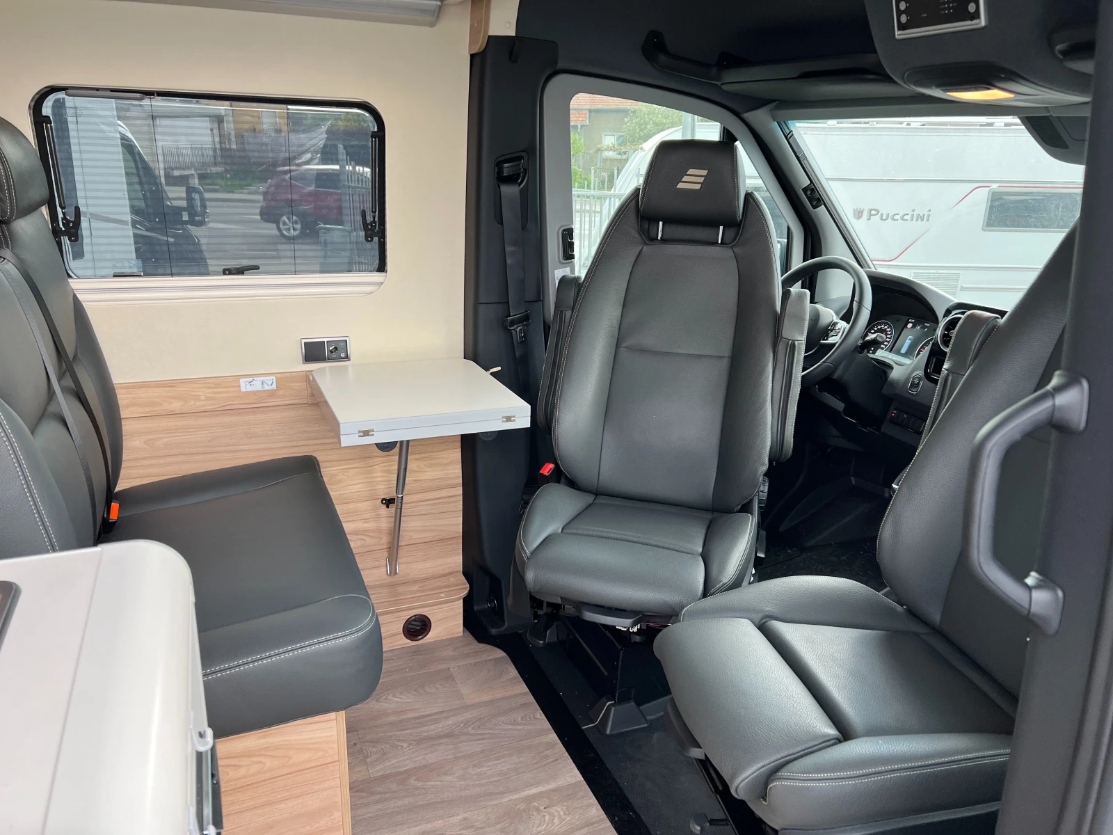 Кемпер HYMER / ERIBA Grand Canion S 3.0 L 190 hp , снимка 8 - Каравани и кемпери - 54383262