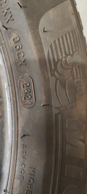 Гуми Зимни 215/60R17, снимка 14