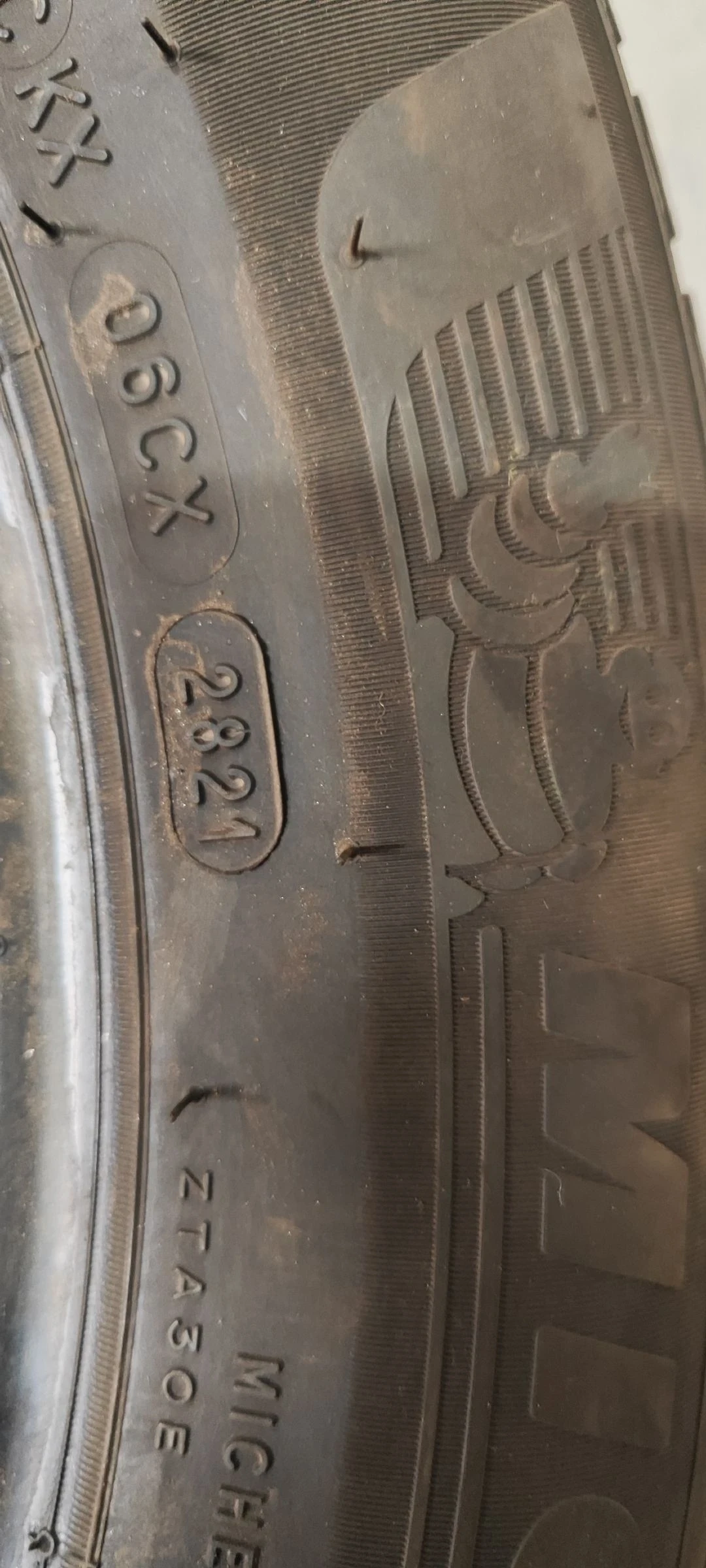  215/60R17 | Mobile.bg   14