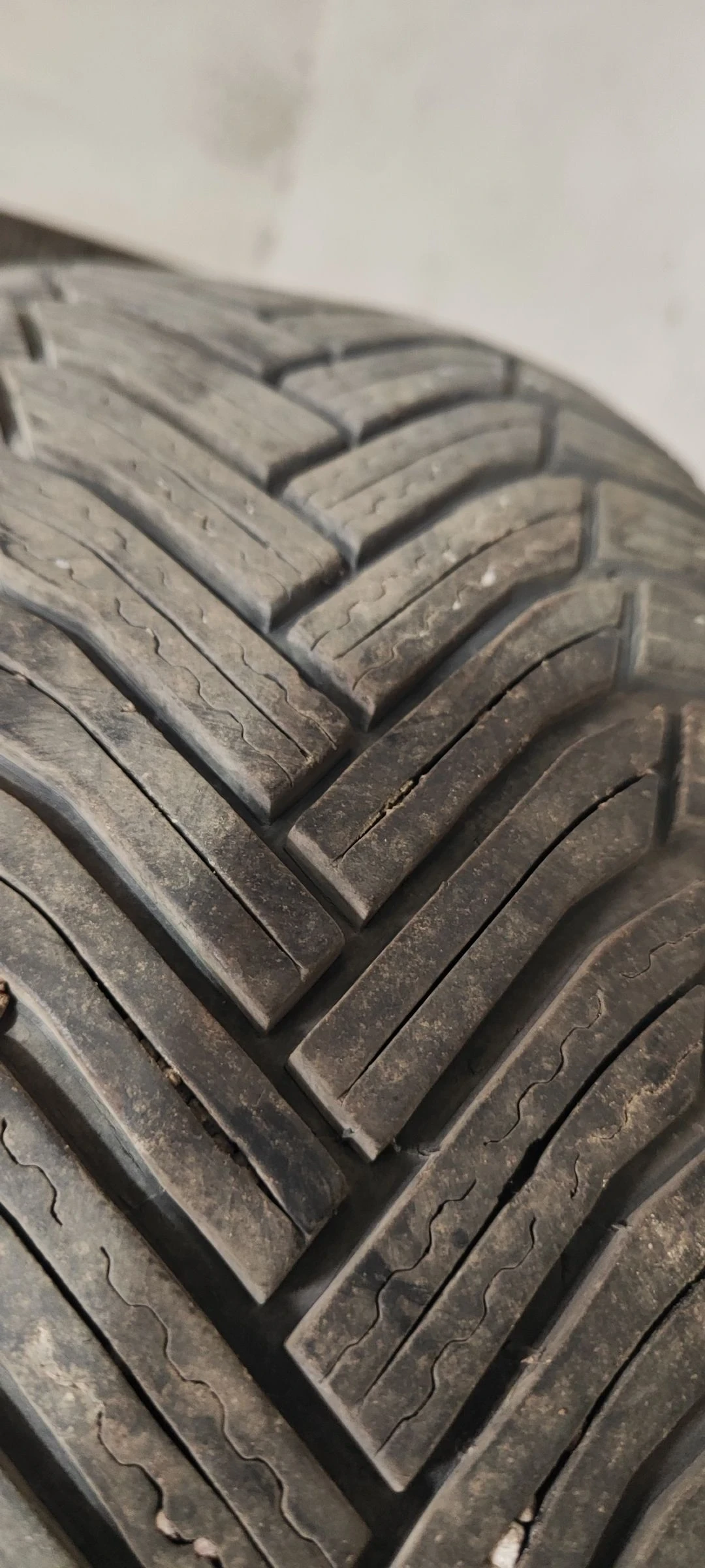  215/60R17 | Mobile.bg   7