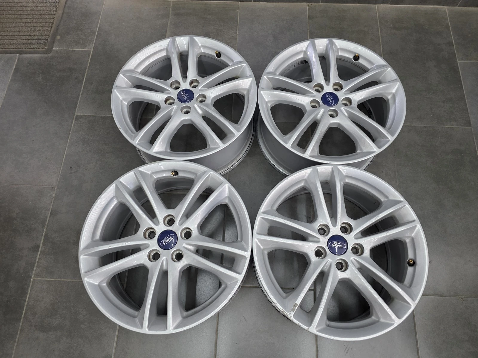 Джанти за Ford, снимка 3 - Гуми и джанти - 56718148