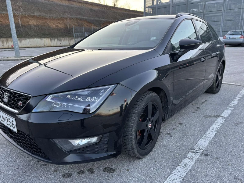 Seat Leon 2.0 TDI, снимка 3 - Автомобили и джипове - 48294700