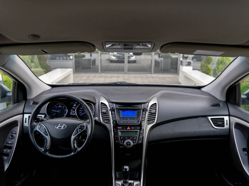 Hyundai I30 1.6 CRDI - 110к.с - АВТОМАТИК - КЛИМАТРОНИК , снимка 10 - Автомобили и джипове - 50450749