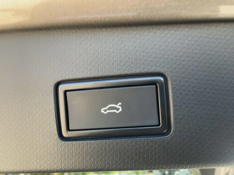 Cupra Tavascan VZ 84kWh AWD MATRIX-LED CAMERA FRONT-ASSIST, снимка 13 - Автомобили и джипове - 51508637