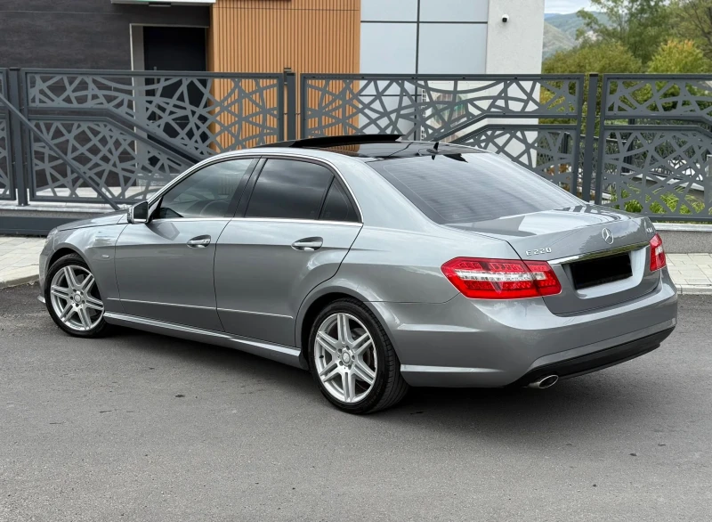 Mercedes-Benz E 220 E220 AMG Ambient , снимка 4 - Автомобили и джипове - 52343822