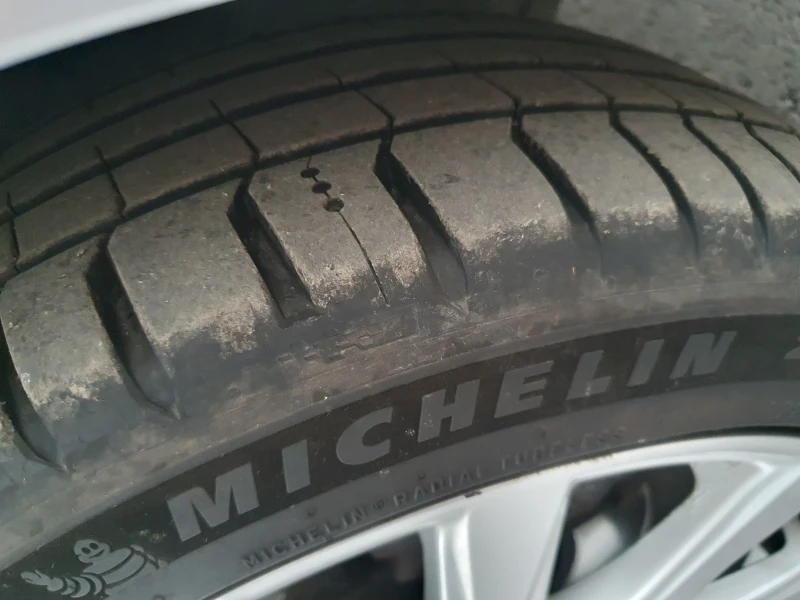 Toyota Avensis Luxury 115.000км, снимка 9 - Автомобили и джипове - 52589621