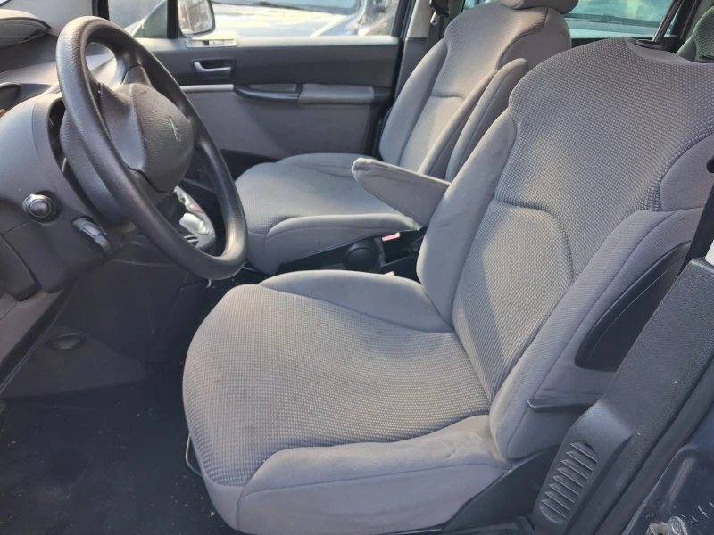 Peugeot 807 2.0i* * 7местен* ХОЛАНДИЯ, снимка 7 - Автомобили и джипове - 52943133