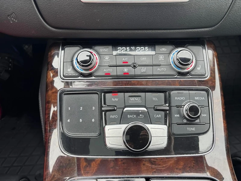 Audi A8 A8 Long matrix 3.0 Бартер , снимка 14 - Автомобили и джипове - 53044218