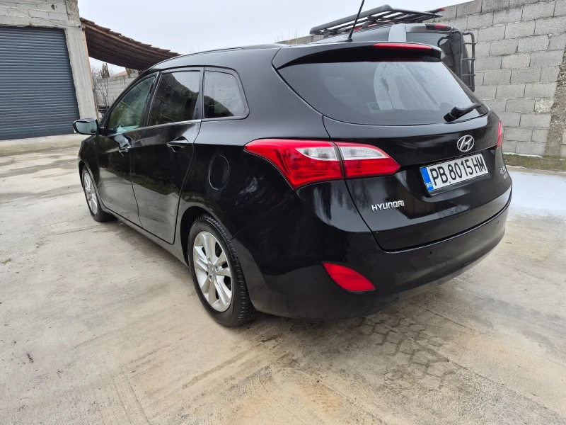 Hyundai I30 1.6 CRDI, снимка 6 - Автомобили и джипове - 53203877