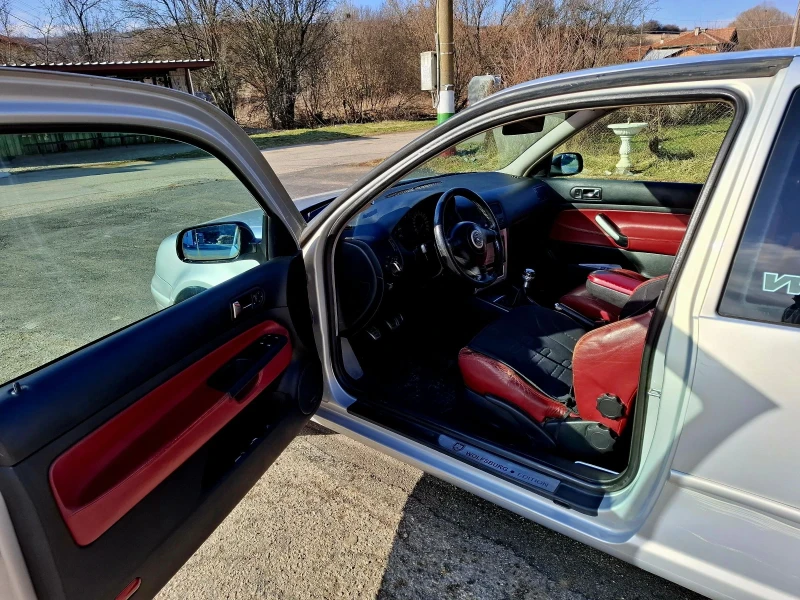 VW Golf 1.8T GTI, снимка 6 - Автомобили и джипове - 53237958