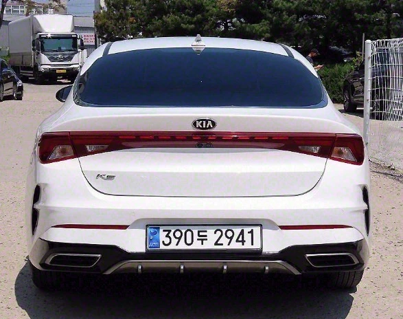 Kia K5 100%реални километри, Гаранция, Осигурена поддръжк - изображение 2