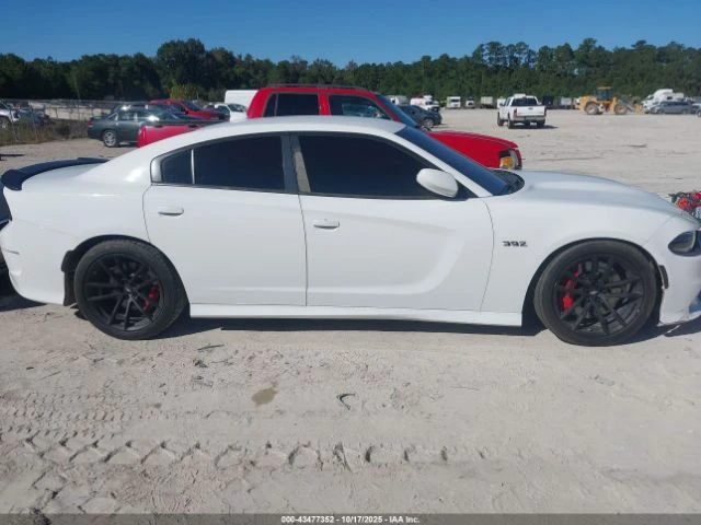 Dodge Charger DAYTONA R\T 392  - изображение 9