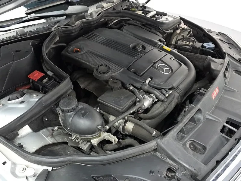 Mercedes-Benz C 200 W204 C200 Cgi, снимка 5 - Автомобили и джипове - 55015115