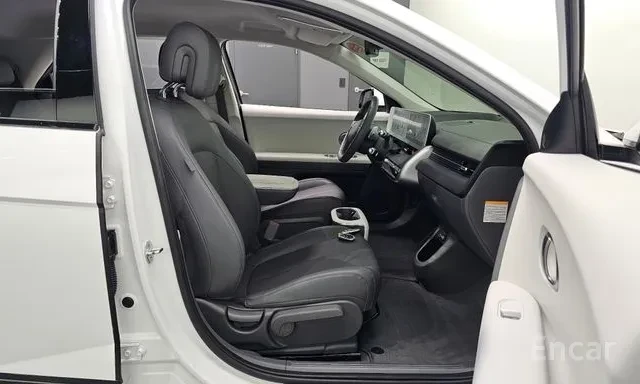 Hyundai Ioniq 5 AWD / 360 / АВТОНОМНО КАРАНЕ / ОБДУХВАНЕ / ЛИЗИНГ, снимка 10 - Автомобили и джипове - 55410437