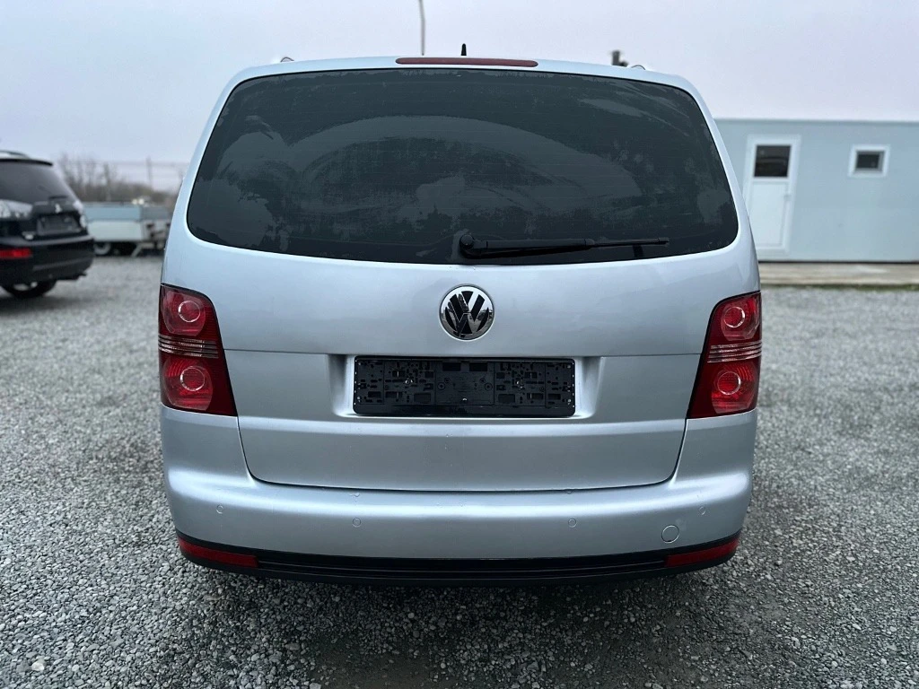 VW Touran 2.0TDI - изображение 6