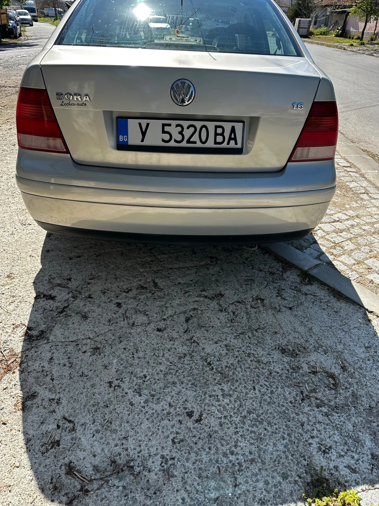 VW Bora 1, 6 i - изображение 5