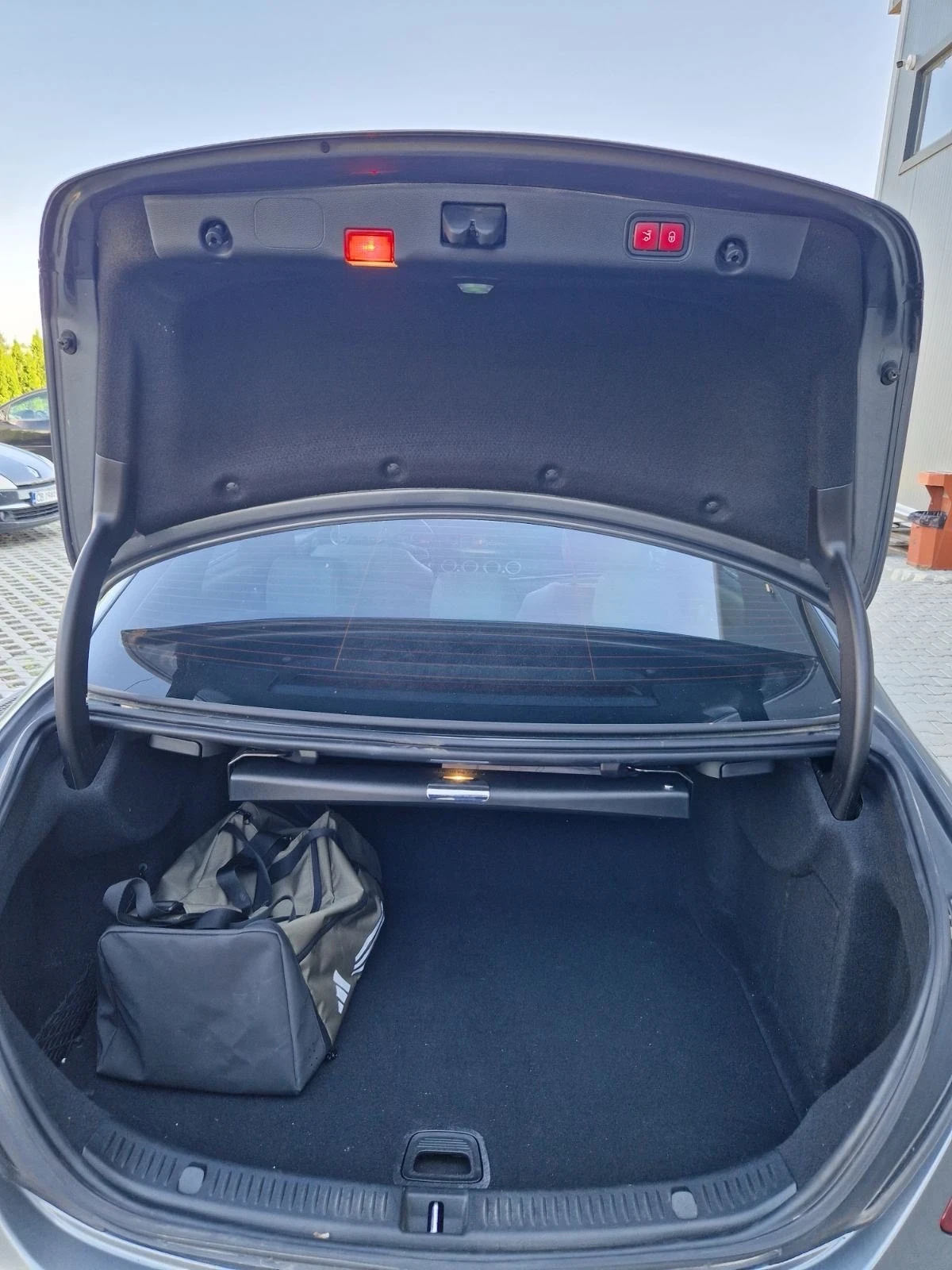 Mercedes-Benz E 300 4Matic/AMG/. ./2 //CarPlay/ | Mobile.bg   17