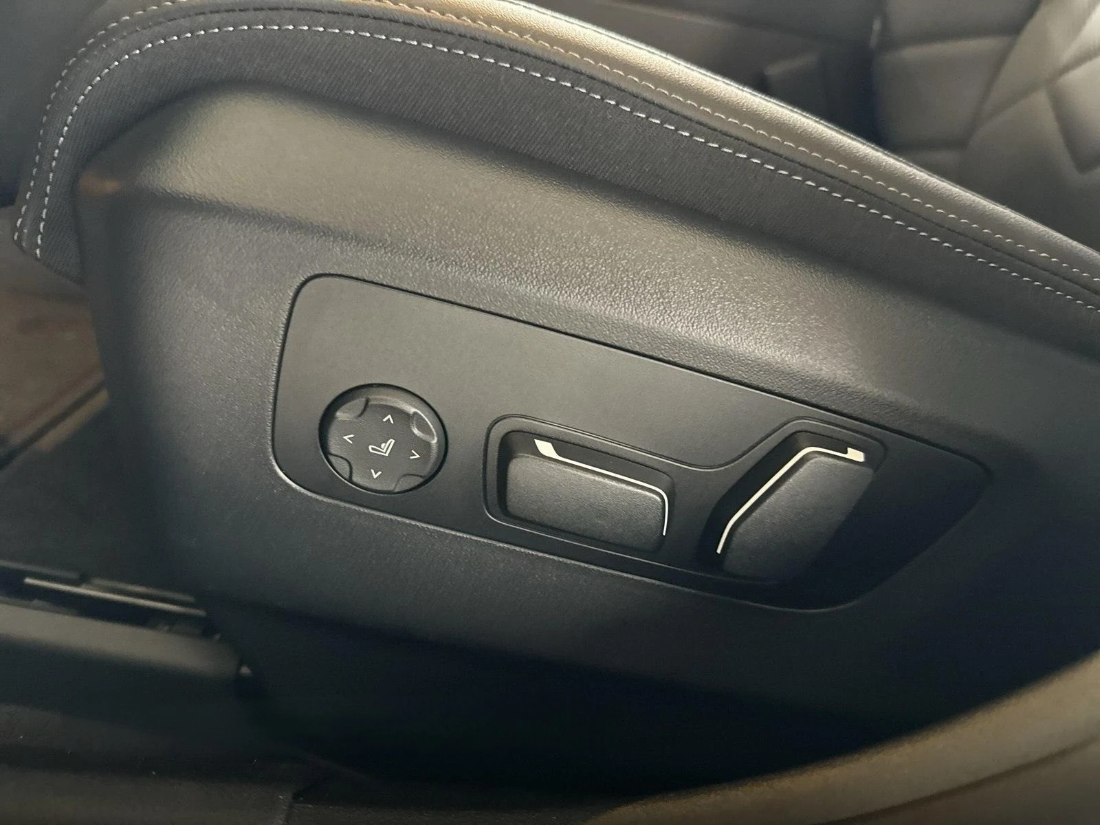 BMW 520 d/ M-SPORT/ LED/ CAMERA/ KEYLESS/ - изображение 8