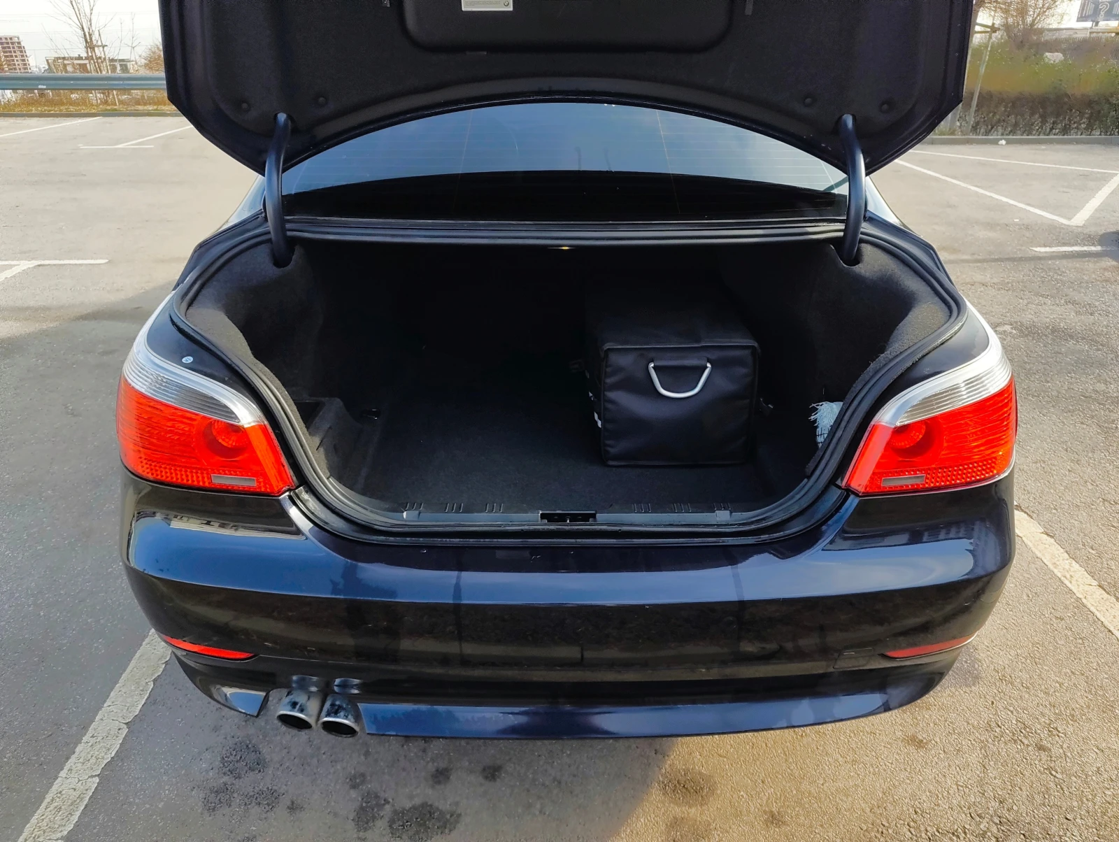 BMW 545 пълни екстри, само 120 000 км, снимка 12 - Автомобили и джипове - 54372754