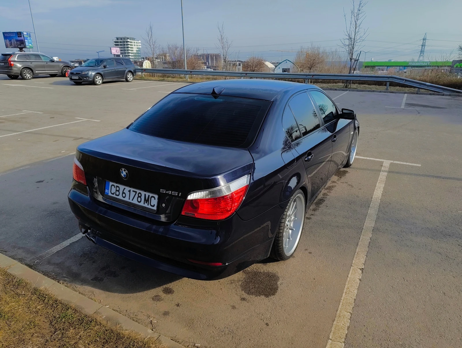 BMW 545 пълни екстри, само 120 000 км, снимка 4 - Автомобили и джипове - 54372754
