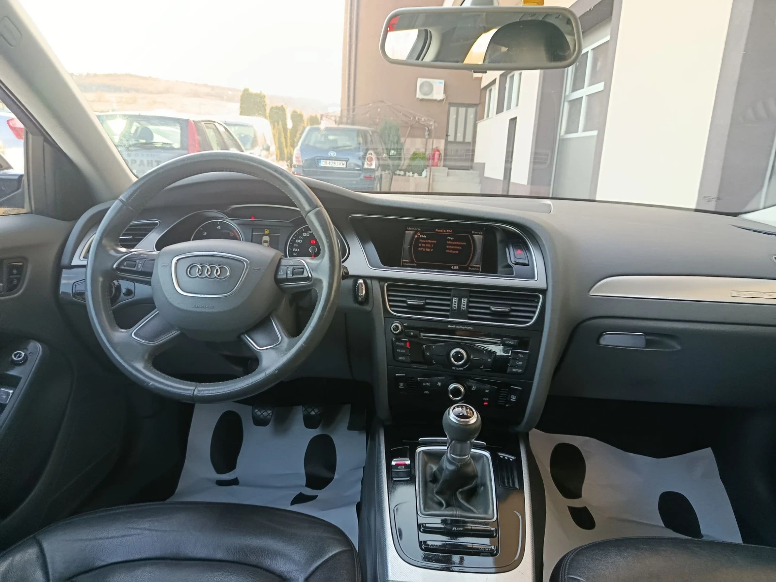 Audi A4 2.0TDI 4x4 177кс. КОЖА, снимка 9 - Автомобили и джипове - 53816532