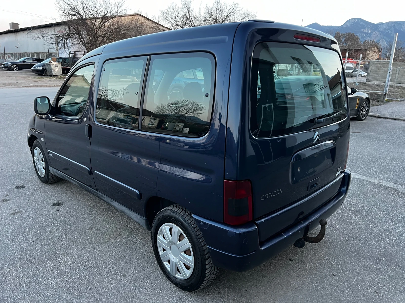 Citroen Berlingo 2.0HDI 90к.с * Климатик* , снимка 4 - Автомобили и джипове - 53817933