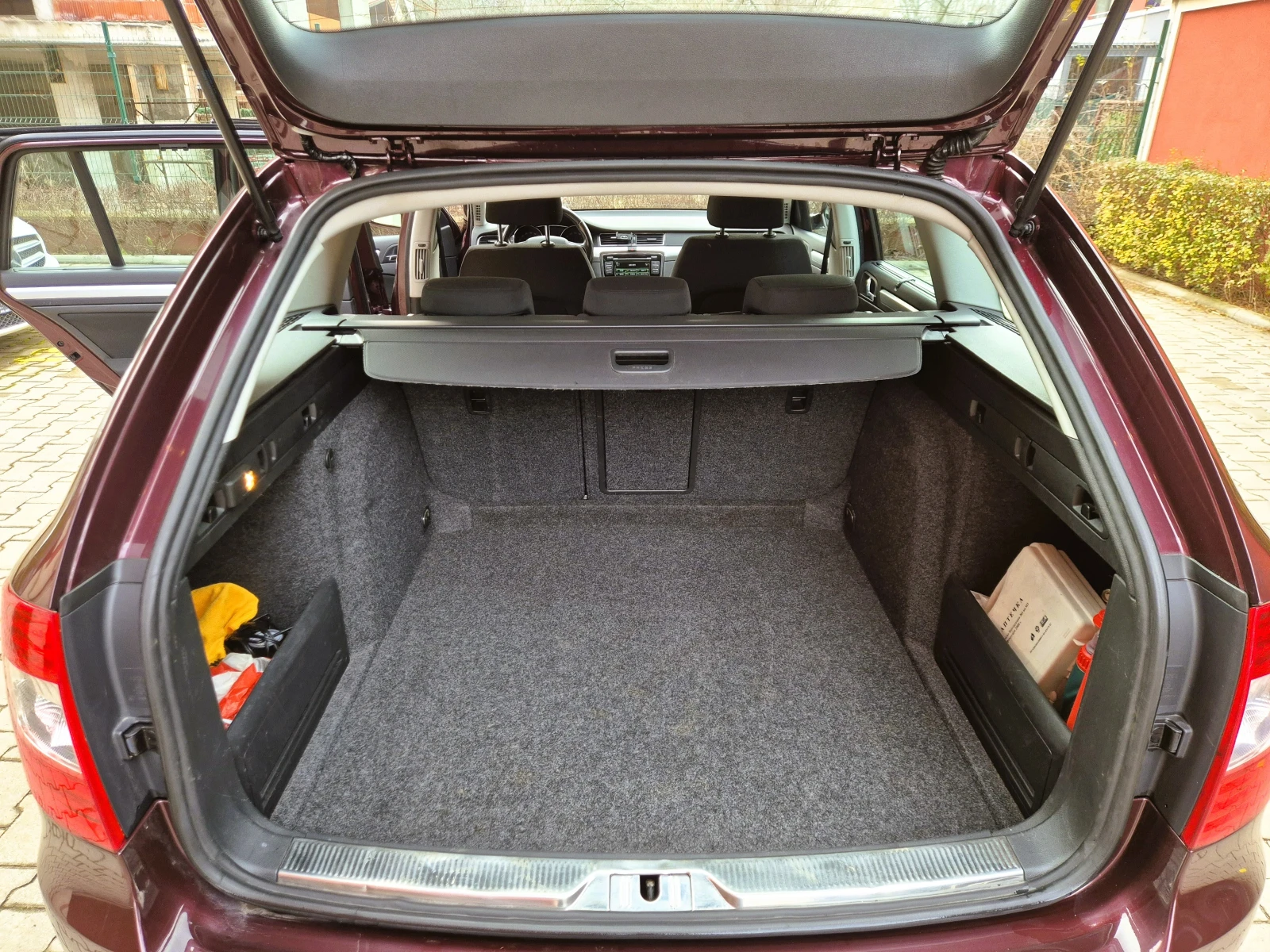 Skoda Superb Facelift , снимка 12 - Автомобили и джипове - 53875237