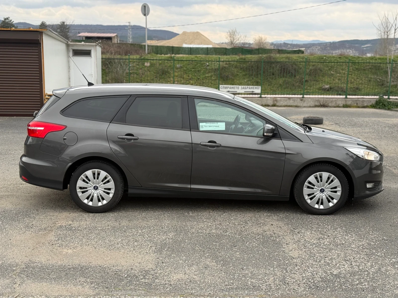 Ford Focus 1.0i Ecoboost Euro6, снимка 11 - Автомобили и джипове - 53917467