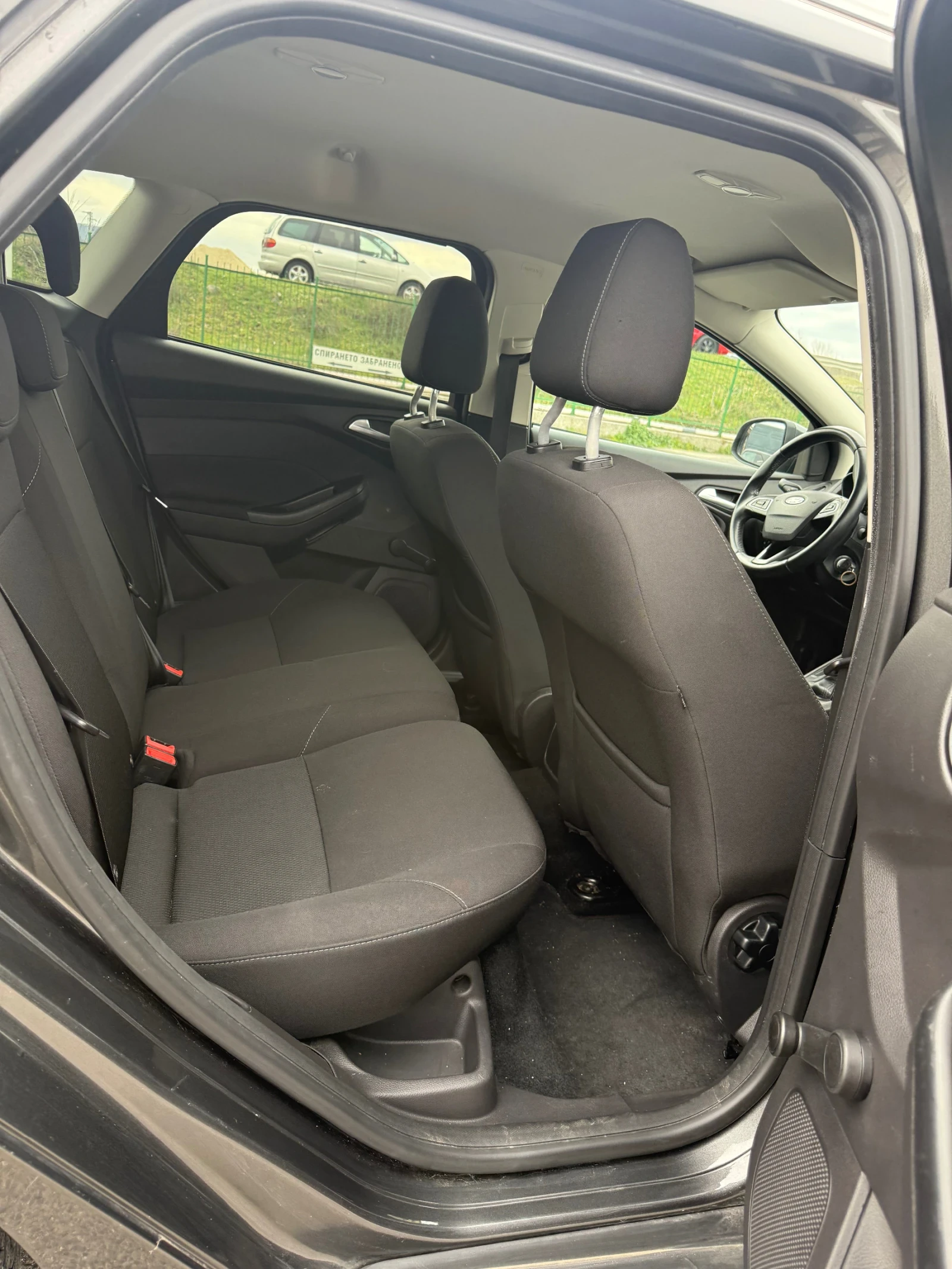 Ford Focus 1.0i Ecoboost Euro6, снимка 8 - Автомобили и джипове - 53917467