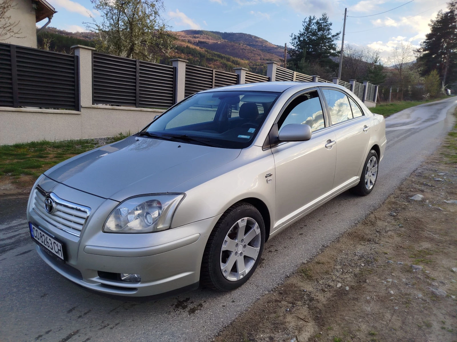 Toyota Avensis 2.0D4D  -116к.с