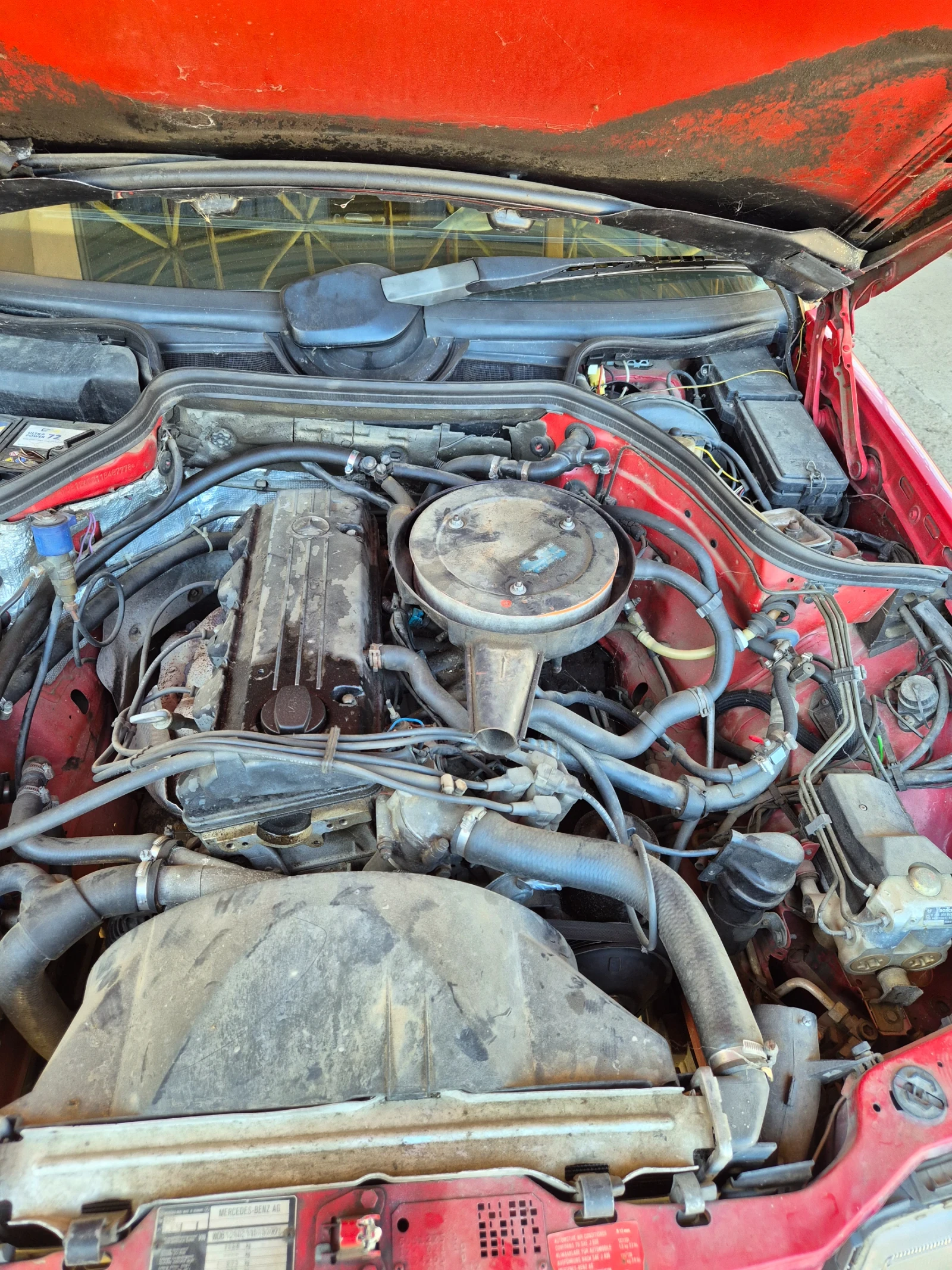 Mercedes-Benz 124 2.0 газ карбуратор, снимка 10 - Автомобили и джипове - 54112423