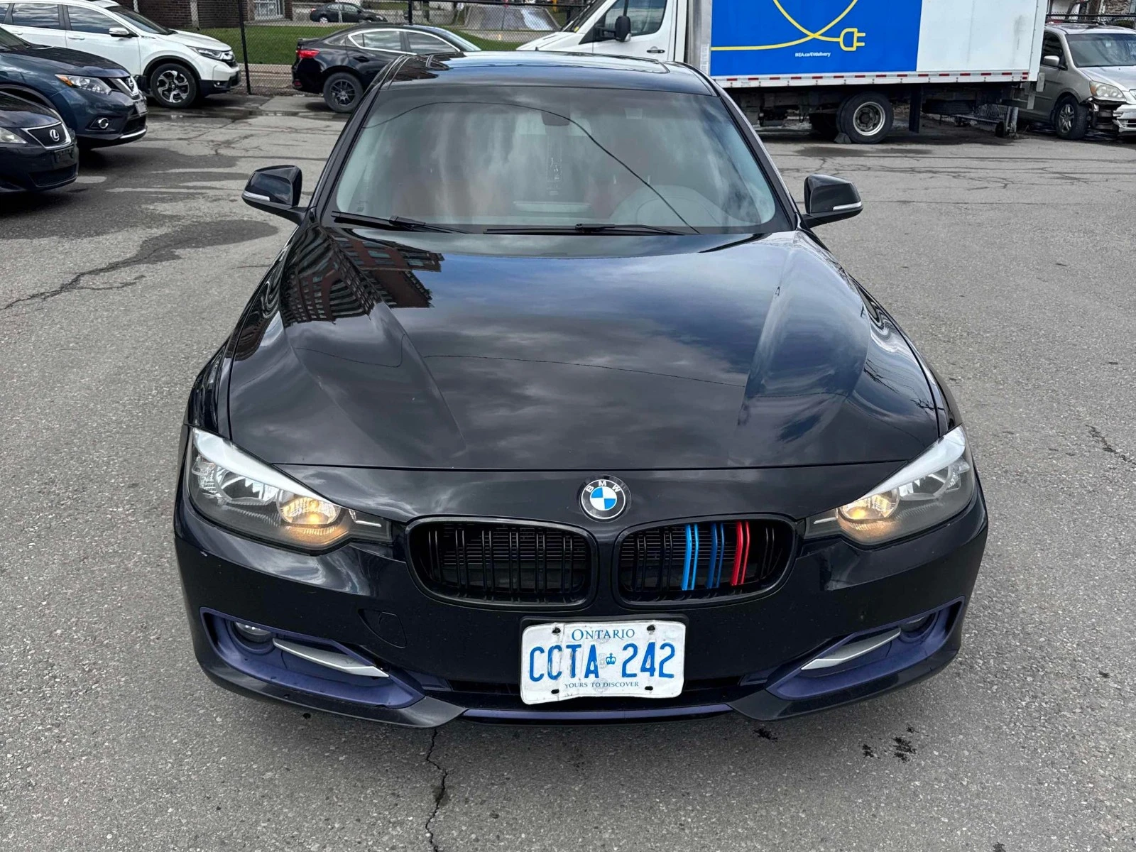 BMW 320 xDrive* АвтоКредит* (ЦЕНА ДО БГ), снимка 6 - Автомобили и джипове - 54217691