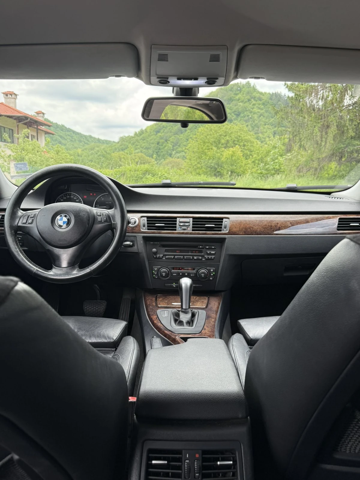 BMW 320, снимка 10 - Автомобили и джипове - 54664140