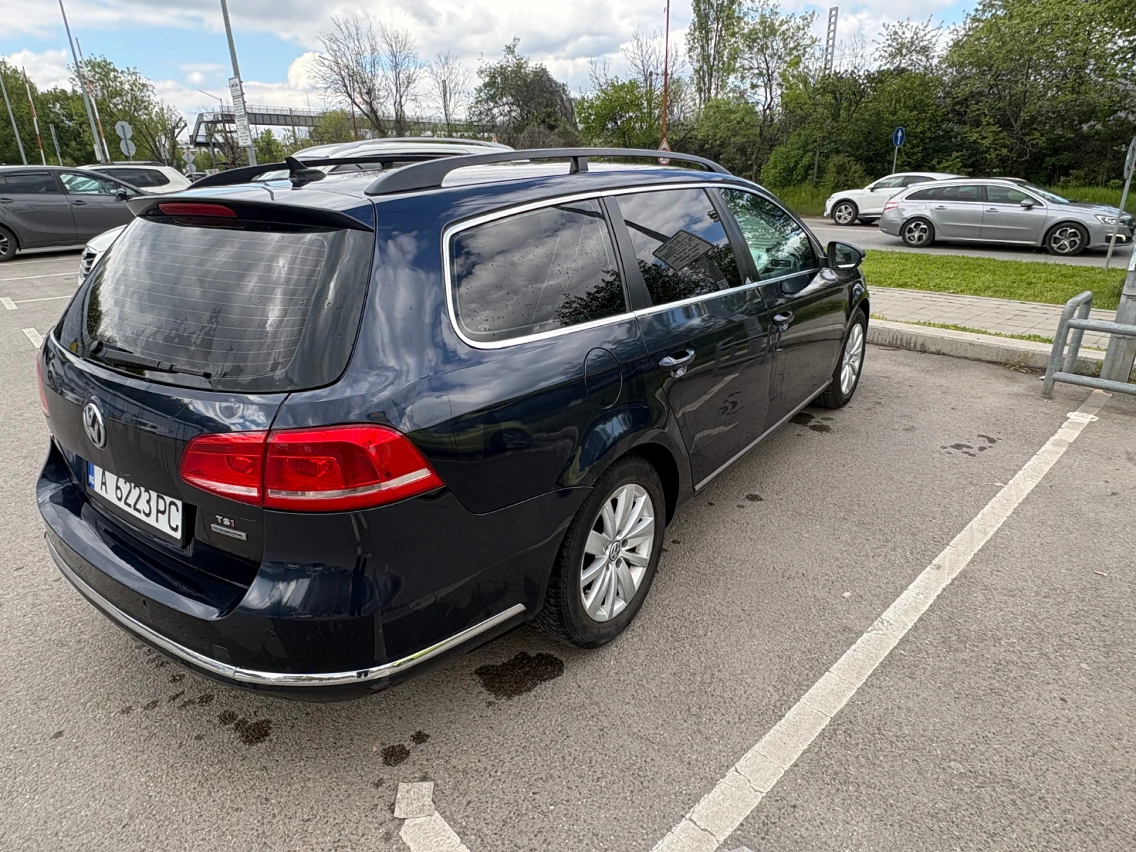 VW Passat, снимка 4 - Автомобили и джипове - 54429553