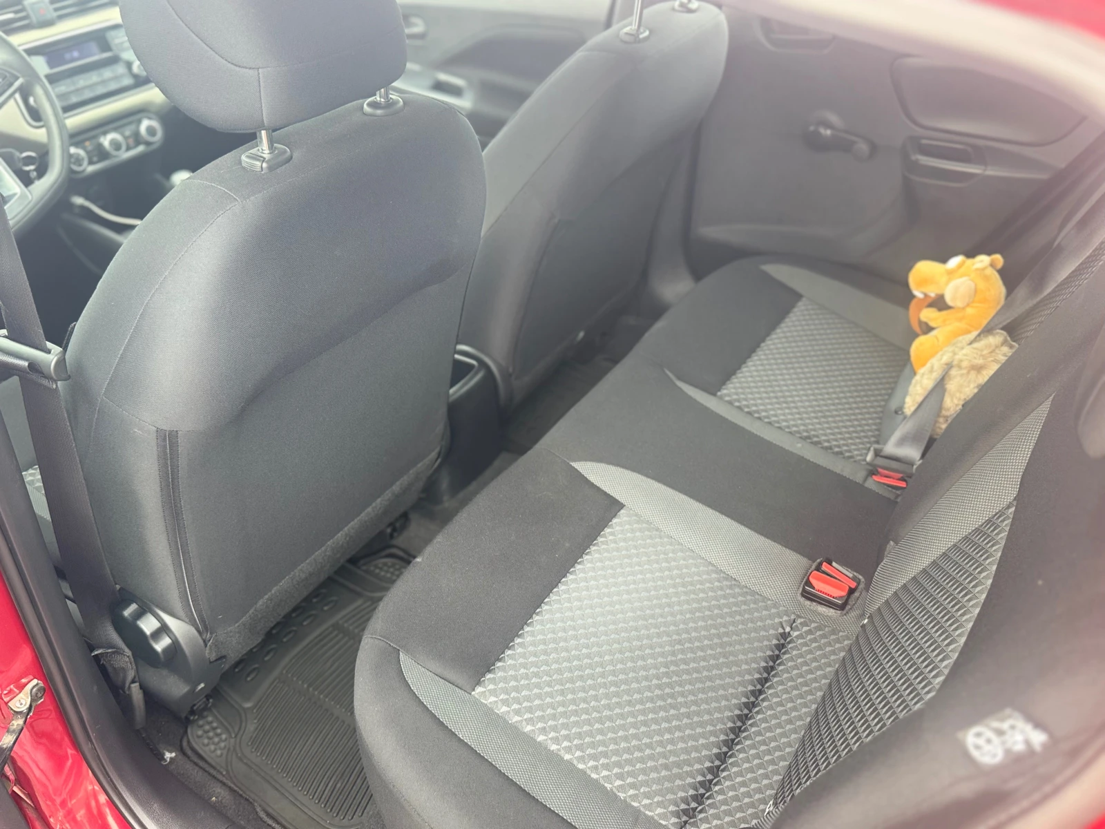 Nissan Micra 1.0I, снимка 11 - Автомобили и джипове - 54478925