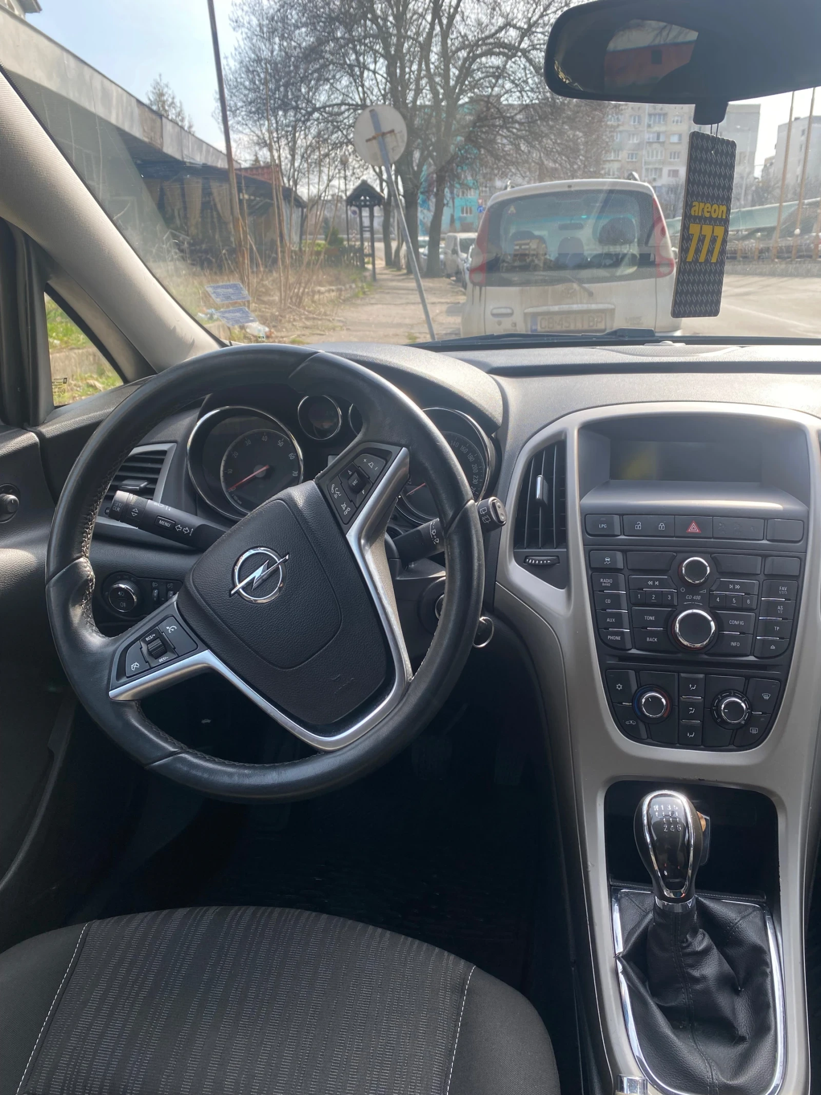 Opel Astra LPG, снимка 10 - Автомобили и джипове - 54648546