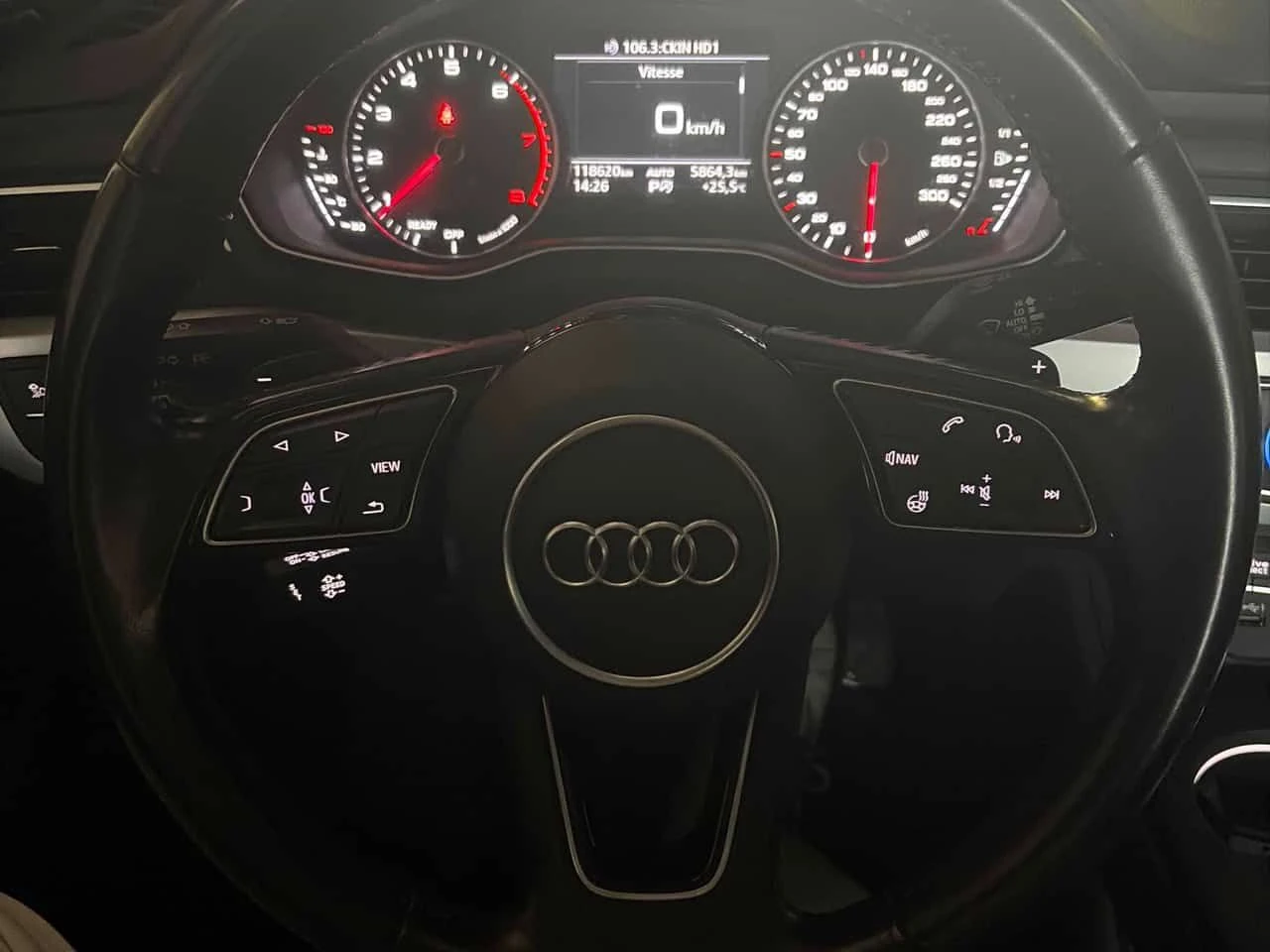 Audi A4 * Komfort * ПОДГРЕВ* КАМЕРА* , снимка 8 - Автомобили и джипове - 54760351