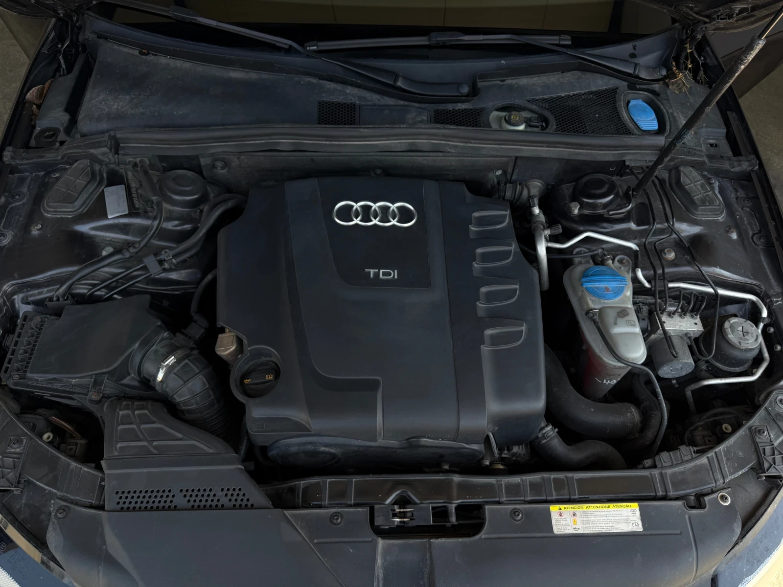 Audi A4 2.0 tdi Quattro Топ състояние!!!, снимка 10 - Автомобили и джипове - 55092705
