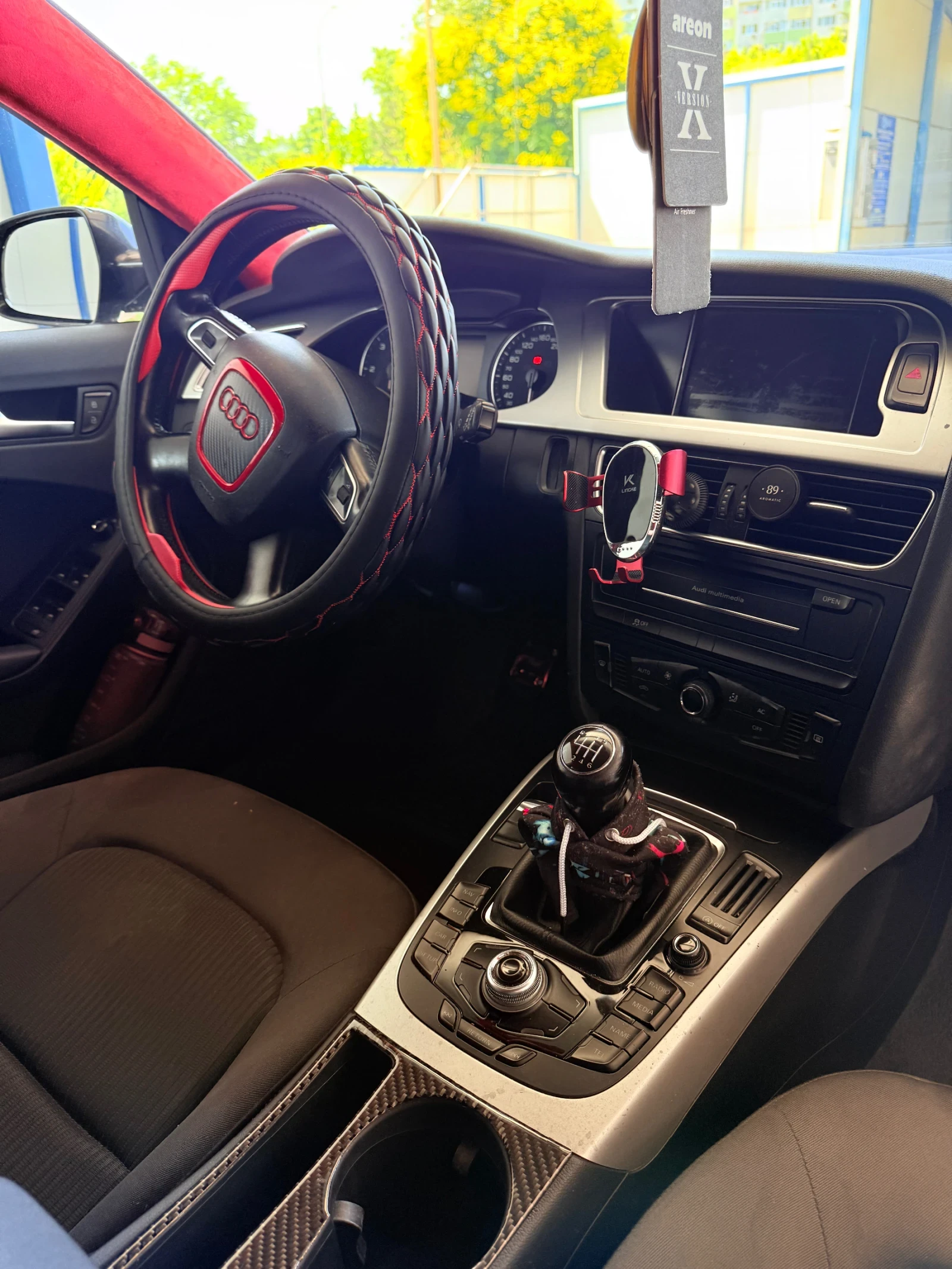 Audi A4 2.0 tdi Quattro Топ състояние!!!, снимка 5 - Автомобили и джипове - 55092705