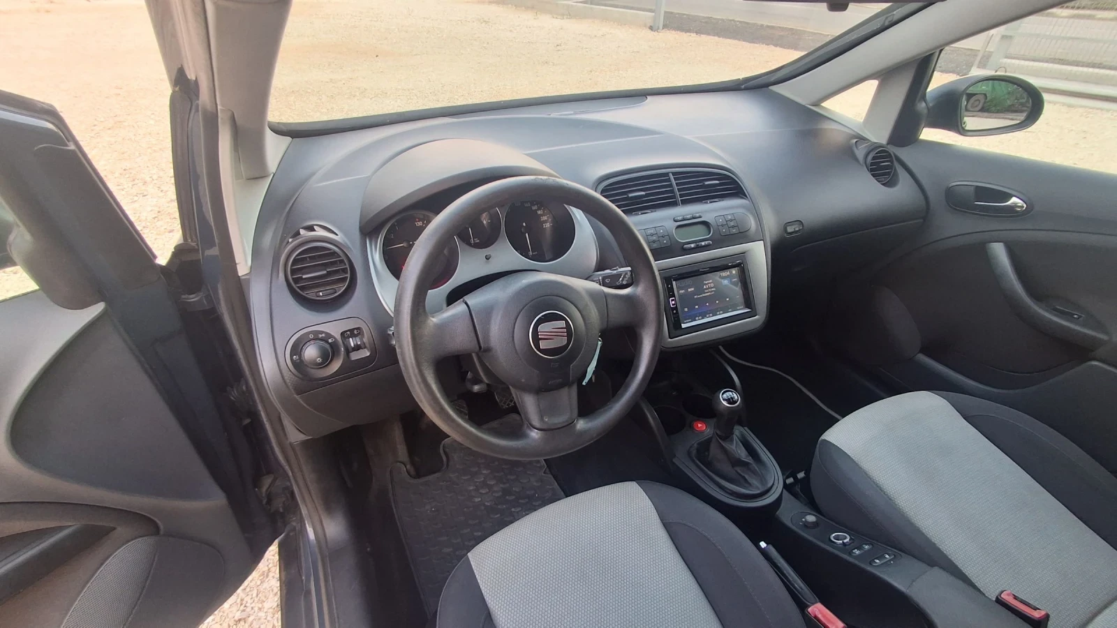 Seat Altea 1.9tdi, снимка 9 - Автомобили и джипове - 55149086