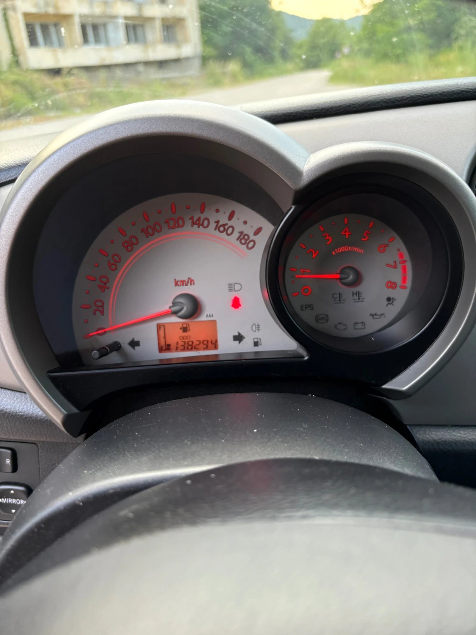 Daihatsu Trevis 1.0i, снимка 8 - Автомобили и джипове - 55164386
