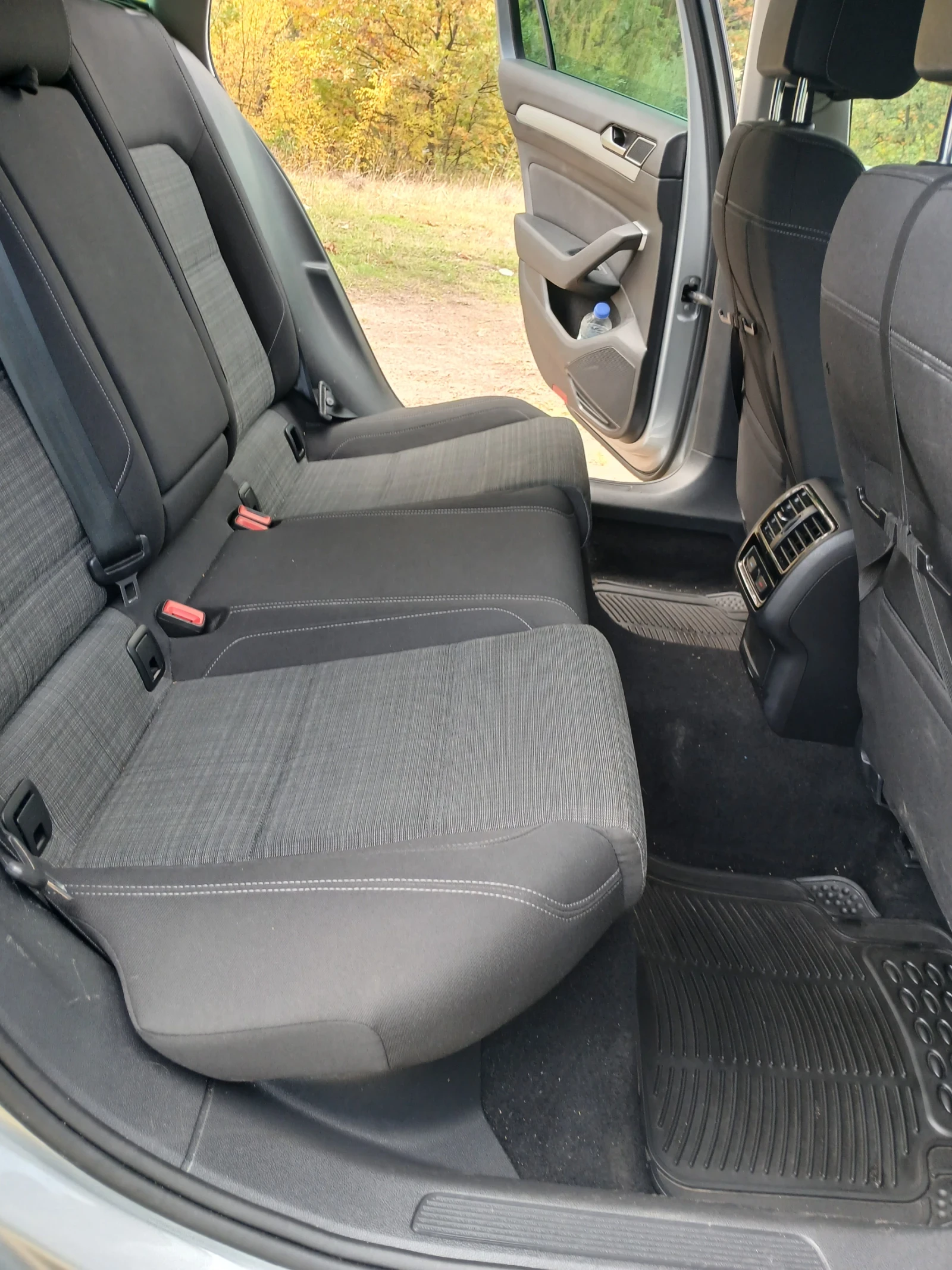 VW Passat 2 0 TDI 190 кс, снимка 9 - Автомобили и джипове - 55366169