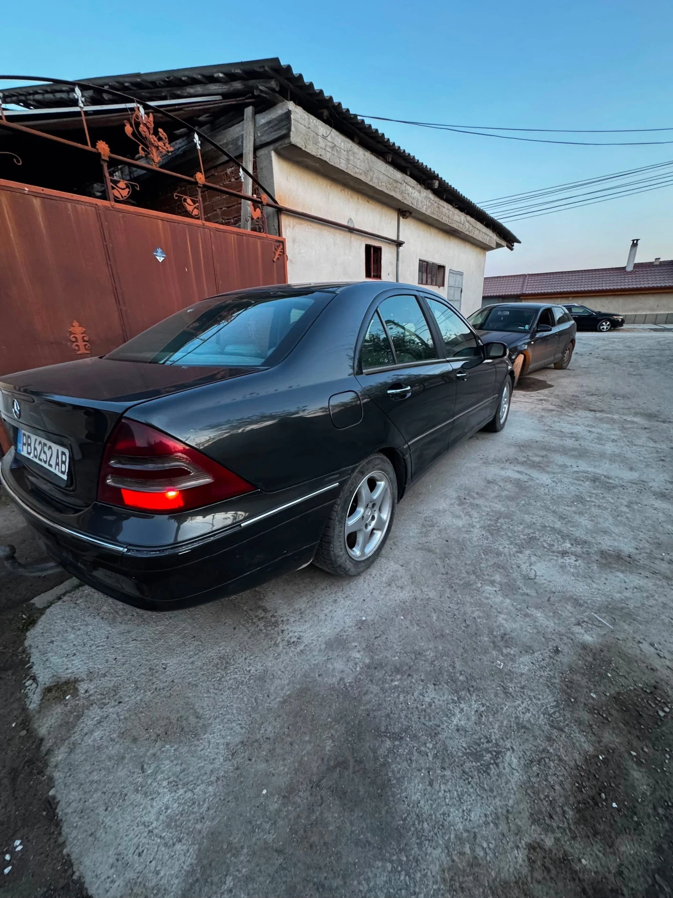 Mercedes-Benz C 220 Mercedes-Benz C 220 CDI W203 2.2 CDI   ~170 к.с.  , снимка 3 - Автомобили и джипове - 55730186